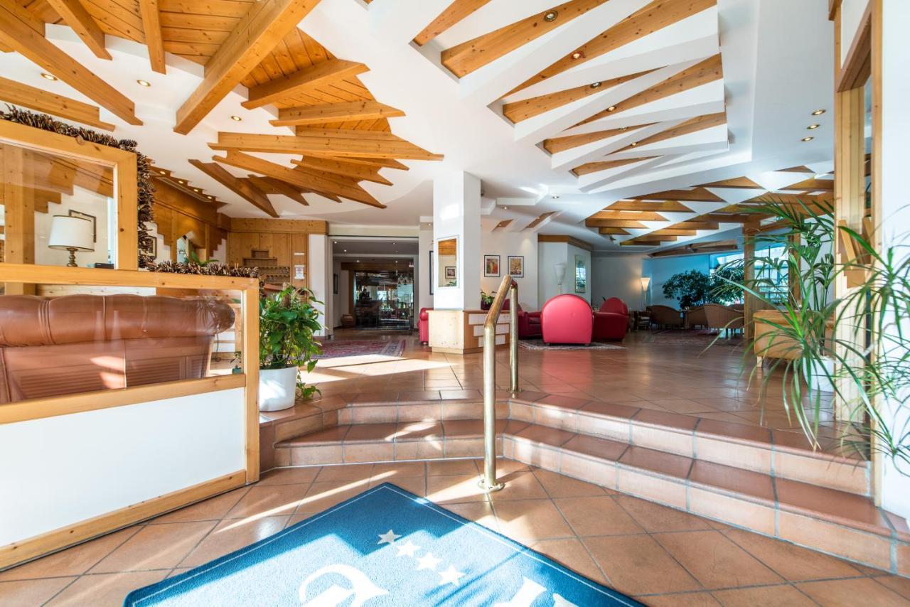 Hotel Tubris Campo Tures Buitenkant foto