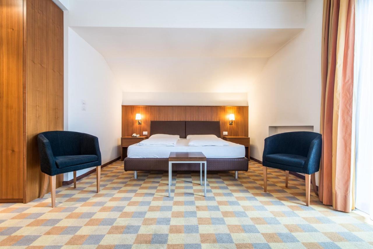 Hotel Tubris Campo Tures Buitenkant foto