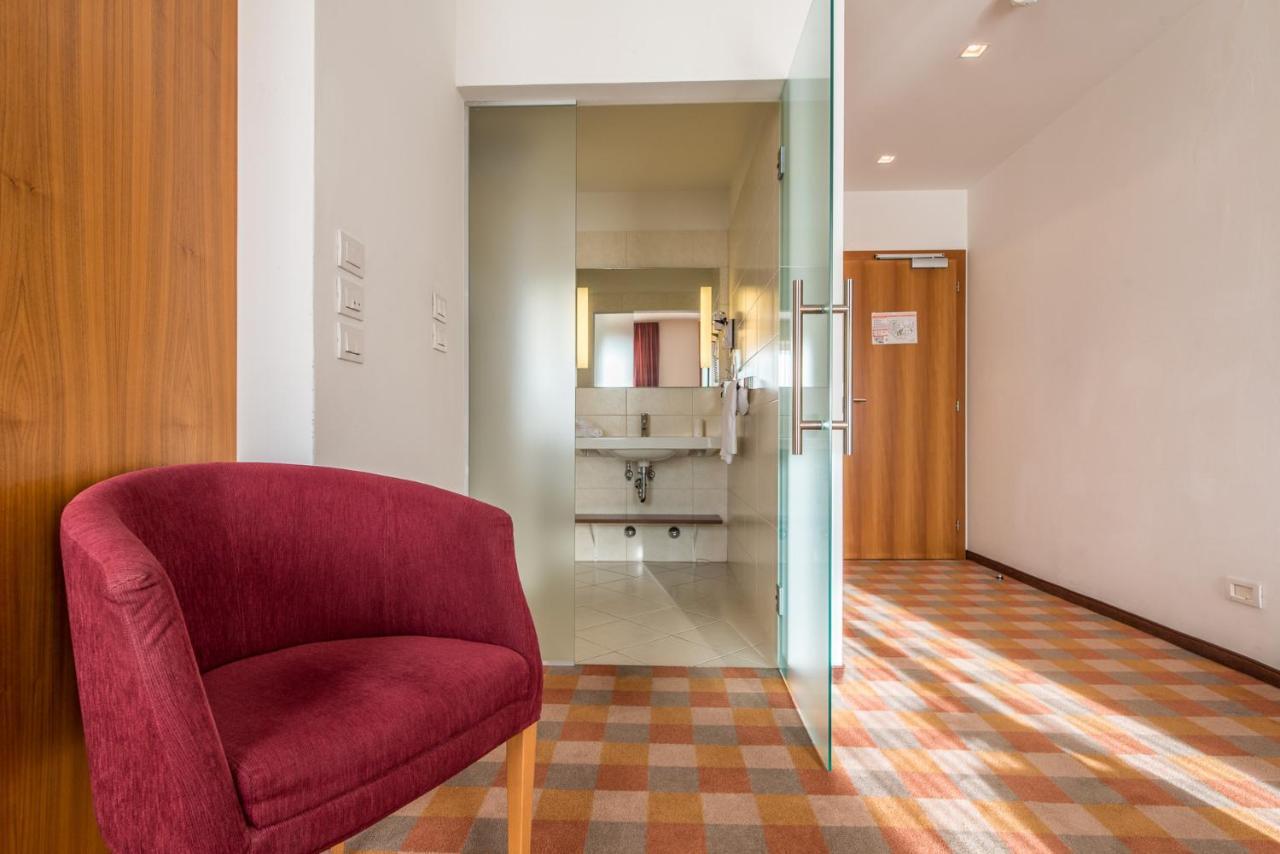 Hotel Tubris Campo Tures Buitenkant foto
