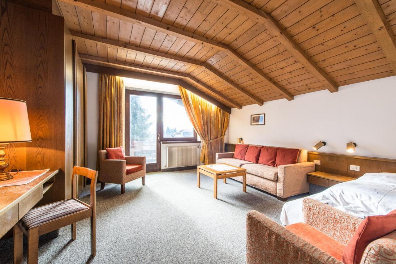 Hotel Tubris Campo Tures Buitenkant foto